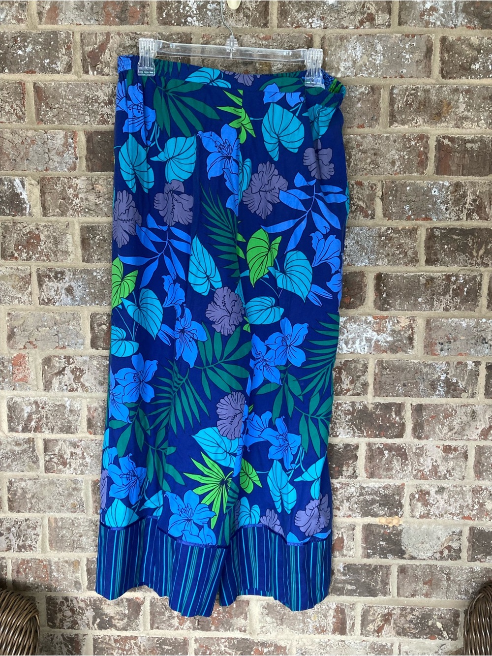 Josephine Chaus 100% Silk Blue Green wide leg pants